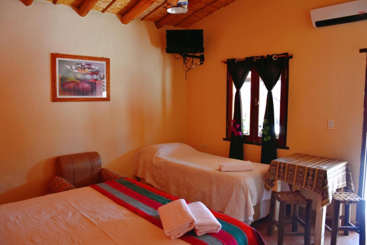 Hostal Paseo De Los Colorados Purmamarca Exterior foto