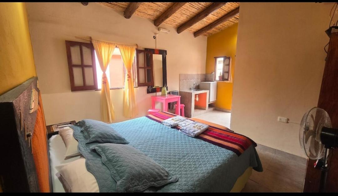Hostal Paseo De Los Colorados Purmamarca Zimmer foto